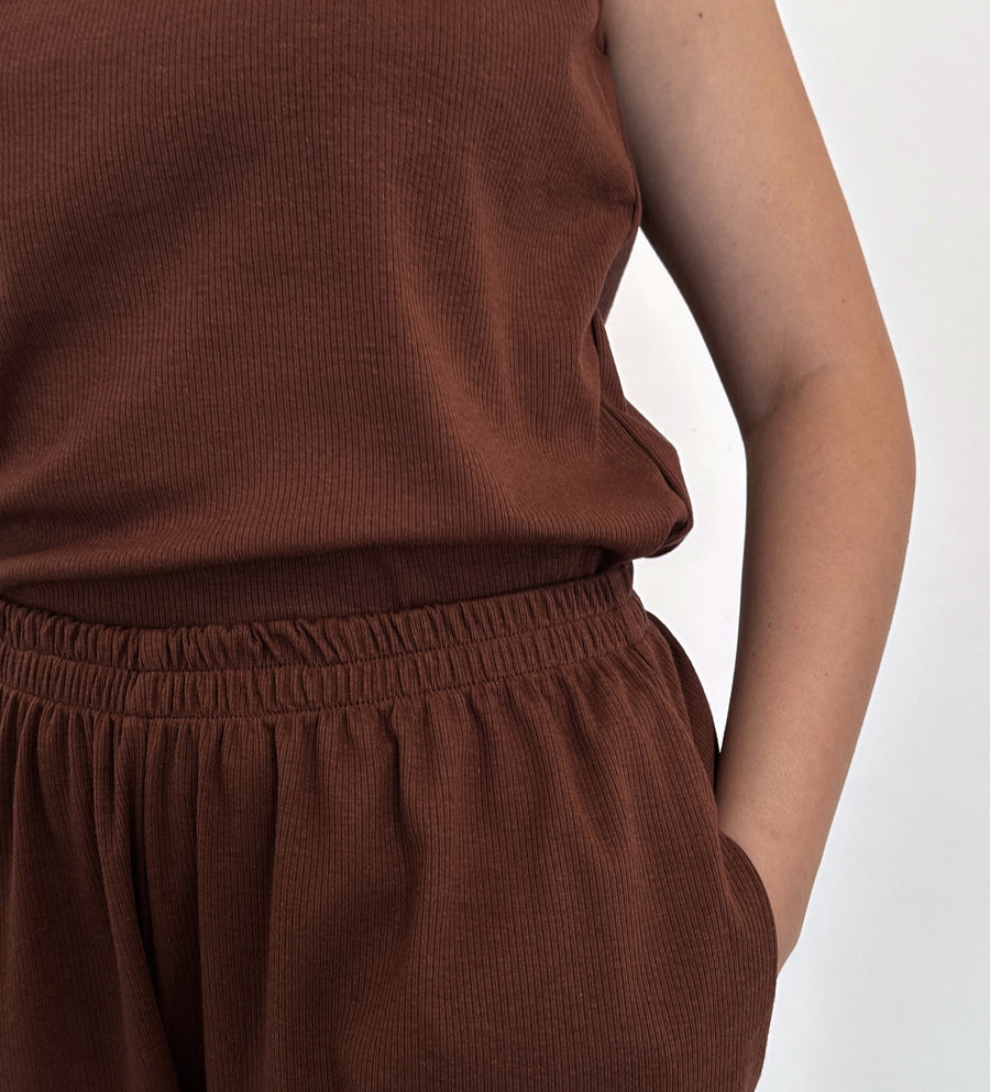 Pijama de Algodón con pantalón, blusa y short Café